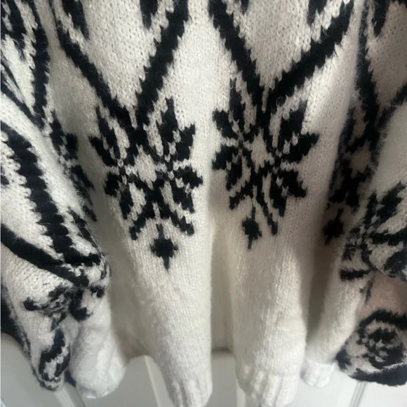 Free People Oversized Chunky Knit Fireside Tunic Sweater Ivory Black Medium - Picture 9 of 16